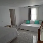 Hotel Charissi