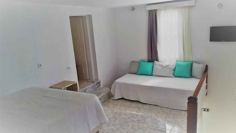 Hotel Charissi Mykonos Town