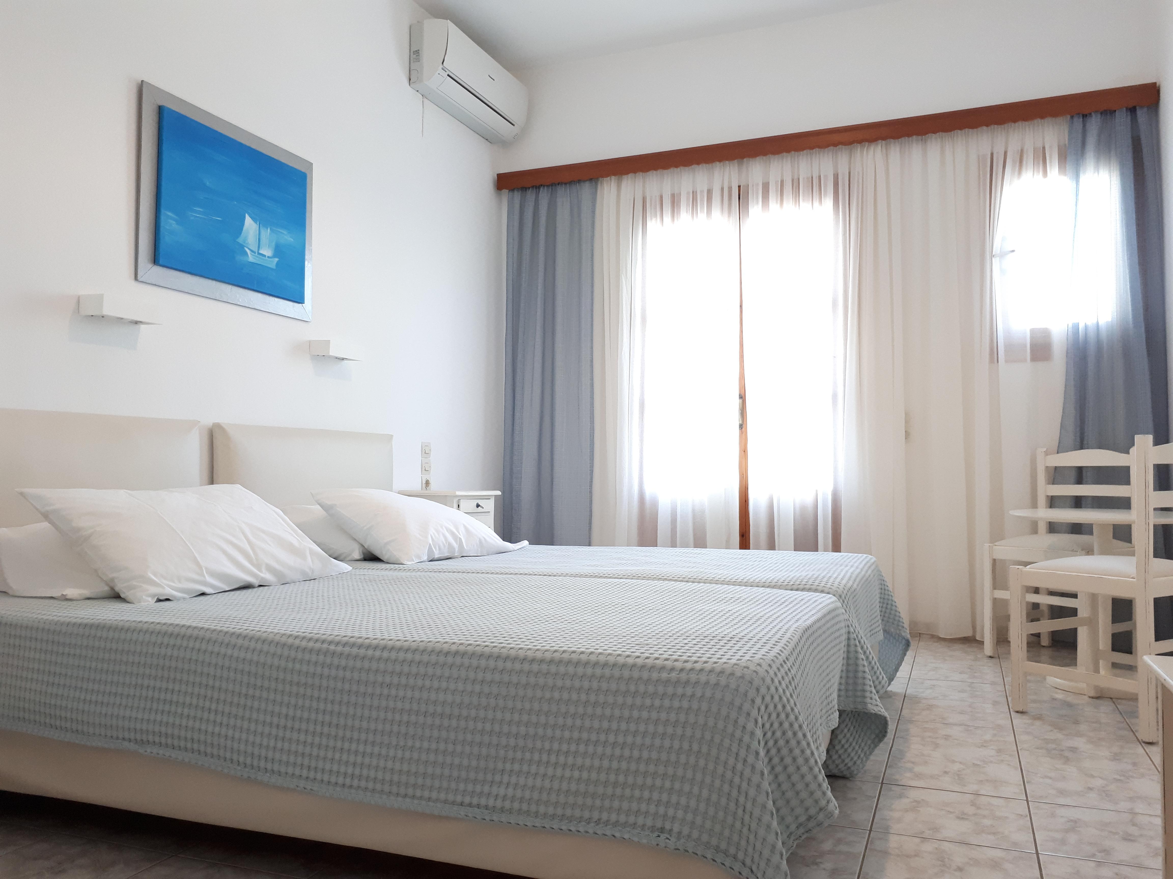 Charissi Hotel