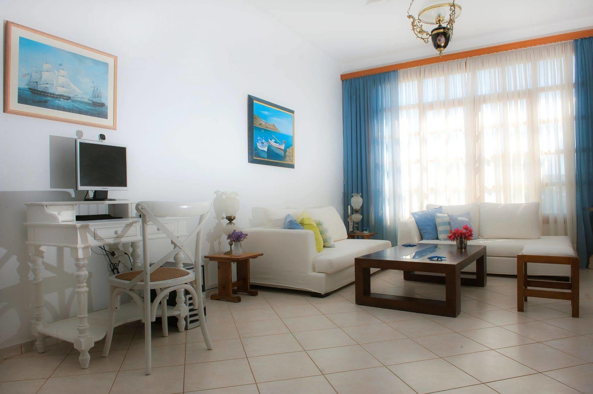 Charissi 3* Mykonos Town